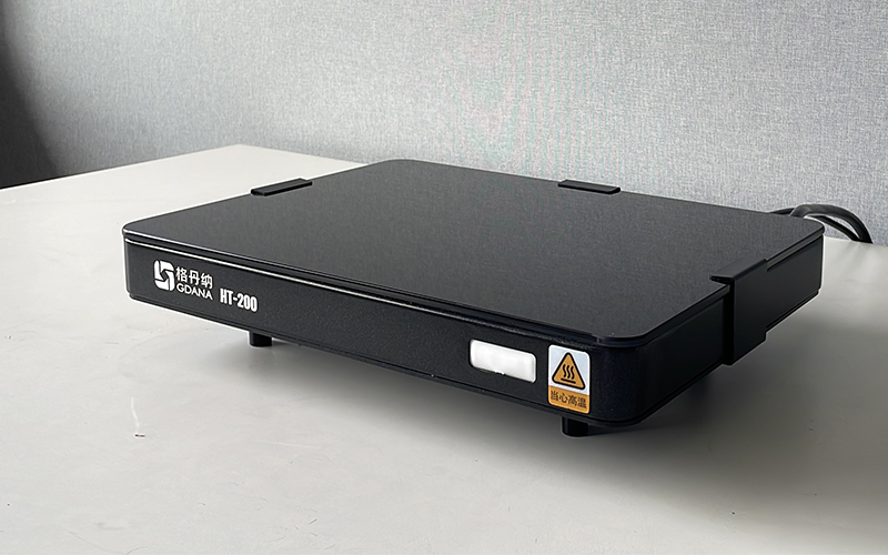 實驗室加熱板選購要點與安全使用指南